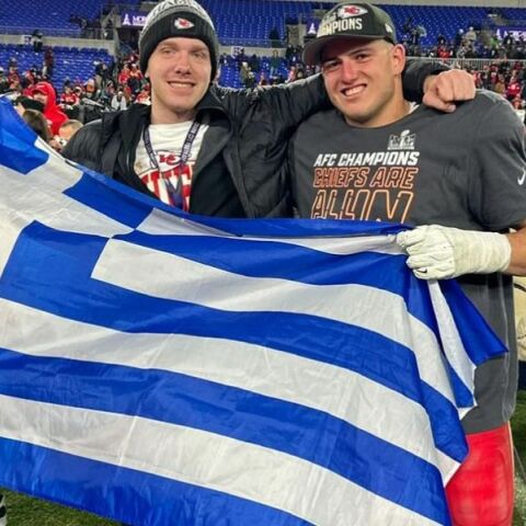 Super Bowl: Ο Γιώργος Καρλαύτης πανηγύρισε με την ελληνική σημαία τη νίκη των Κάνσας Σίτι Τσιφς στον τελικό - Τα στιγμιότυπα στο Instagram.