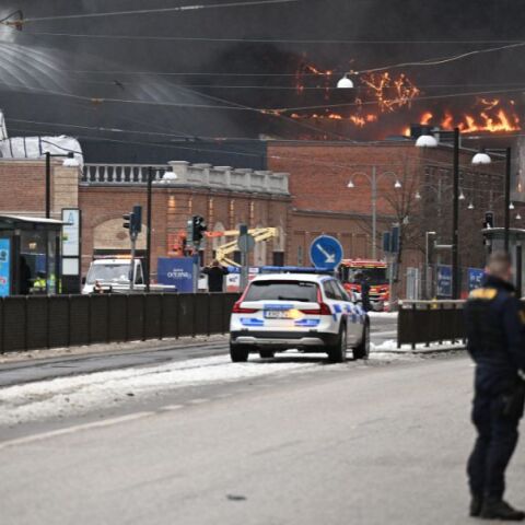 Σουηδία: Δώδεκα ελαφρά τραυματίες από πυρκαγιά στο μεγαλύτερο πάρκο αναψυχής στη χώρα - Εκκενώσεις κτιρίων στο κέντρο του Γκέτεμποργκ.