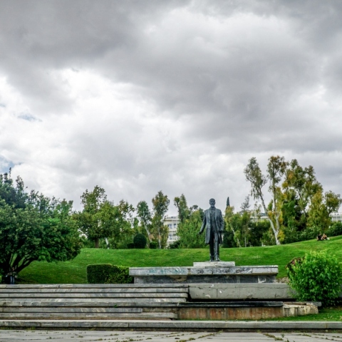 Χειμωνιάτικο σκηνικό την Τετάρτη με συννεφιά, βροχές και καταιγίδες