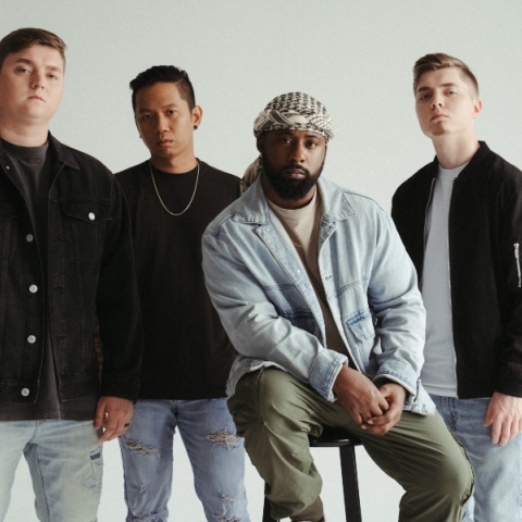 Sleep Theory: Η νέα εκδοχή του viral τραγουδιού «Fallout» που κυκλοφόρησε το αμερικανικό rock συγκρότημα.