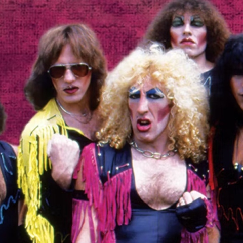 Η διάλυση των Twisted Sister και η χρεωκοπία του Dee Snider