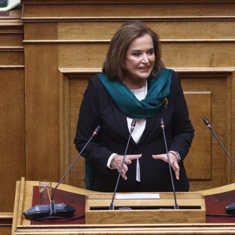 Γάμος ομοφύλων - Μπακογιάννη: Ιστορική μέρα 