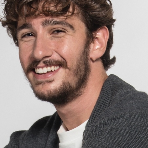 O Δημήτρης Σέρφας μοιράζεται τα αγαπημένα του μέρη στην Αθήνα 