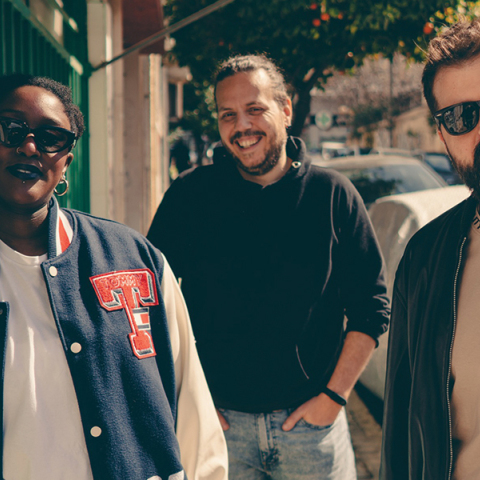 Fresh Voices Sessions by Voice 102,5: Οι Hume Assine στο Γαλλικό Ινστιτούτο Ελλάδος