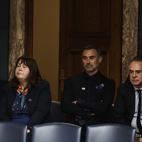 Γάμος ομοφύλων: Καπουτζίδης - Σεργουλόπουλος στα θεωρεία