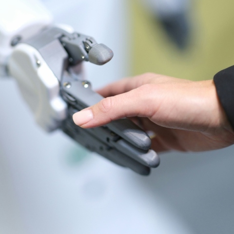  Τεχνητή Νοημοσύνη: Αντικαθιστά ξένες γλώσσες;