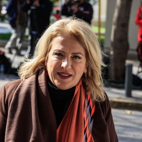 Δίκη για το Μάτι: Ο εισαγγελέας ζήτησε την απαλλαγή της Ρένας Δούρου - Πώς τοποθετήθηκε επί του κατηγορητηρίου.