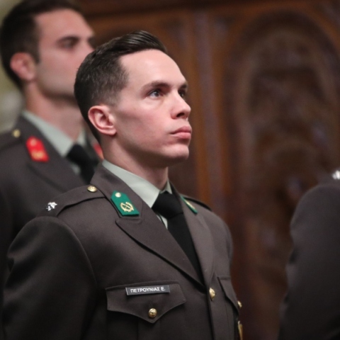 Η πρώτη ανάρτηση του ανθυπολοχαγού Πετρούνια μετά την ορκομωσία των Ολυμπιονικών