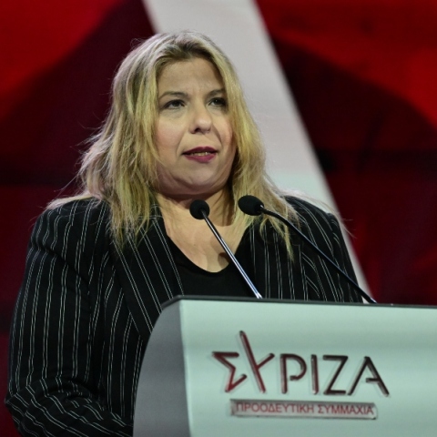 Συρεγγέλα στο συνέδριο ΣΥΡΙΖΑ: Μποτούν να υπάρξουν κοινά σημεία αναφοράς