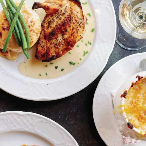 15 στέκια για να απολαύσεις τη γαλλική κουζίνα