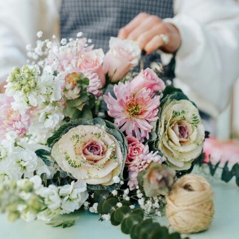 Ποιοι γιορτάζουν σήμερα 25 Φεβρουαρίου; Το εορτολόγιο της Athens Voice σου τους θυμίζει. Μην ξεχάσεις να τους δώσεις τις καλύτερες ευχές σου!