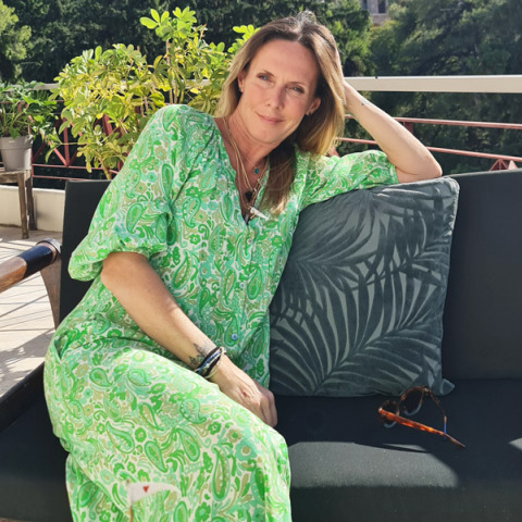 Balcony Stories: Η Εβελίνα Παπούλια από το μπαλκόνι της