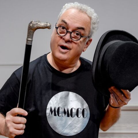 Θεσσαλονίκη: Τρεις επετειακές συναυλίες για τα 30 χρόνια των Monie & Monie Conniente - Ο Διογένης Δασκάλου μιλά για την πορεία του σχήματος.