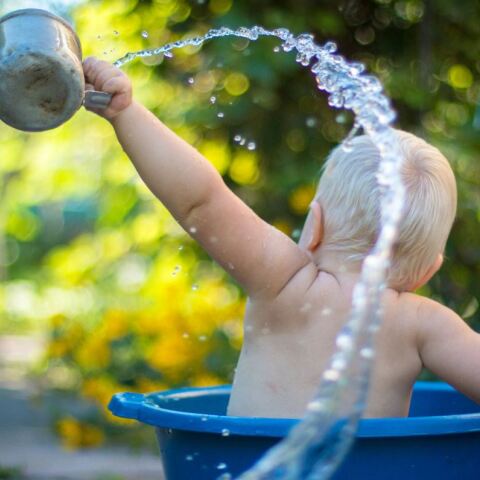 Επίδομα παιδιού: Ξεκινούν σήμερα οι αιτήσεις