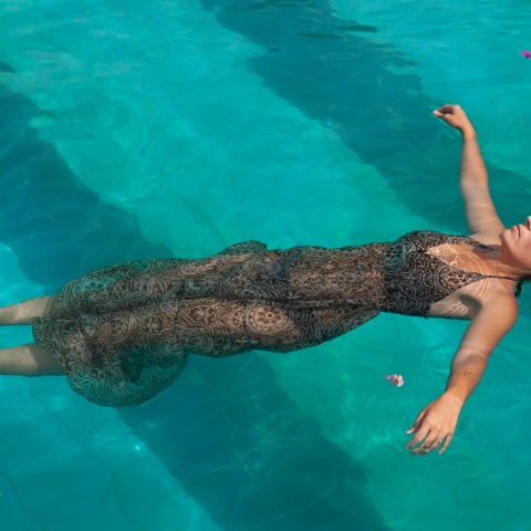 «Phantom Water», το photobook του Παύλου Λάζου για την ανυδρη Σίφνο