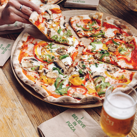 School Pizza Bar ¼