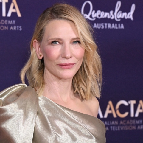 Η Κέιτ Μπλάνσετ