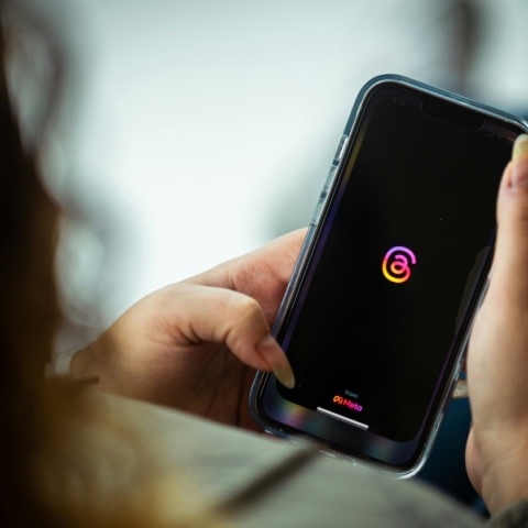 Meta: Στόχος προσφυγών ενώσεων καταναλωτών 8 χωρών