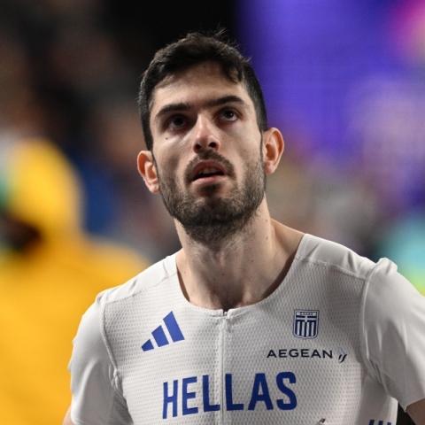 O Μίλτος Τεντόγλου στη Γλασκώβη