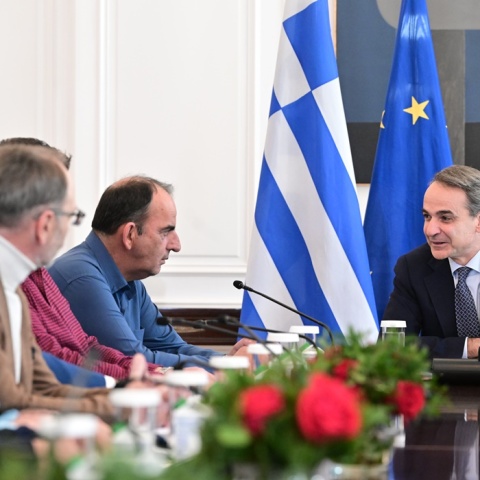 Ο Κυριάκος Μητσοτάκης σε συνάντηση με αγρότες