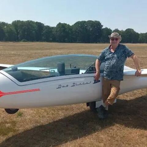 Ένας 57χρονος Ολλανδός αναγνωρίστηκε από τα Παγκόσμια Ρεκόρ Γκίνες ως ο ασθενής που έχει επιζήσει περισσότερα χρόνια έπειτα από μεταμόσχευση καρδιάς.