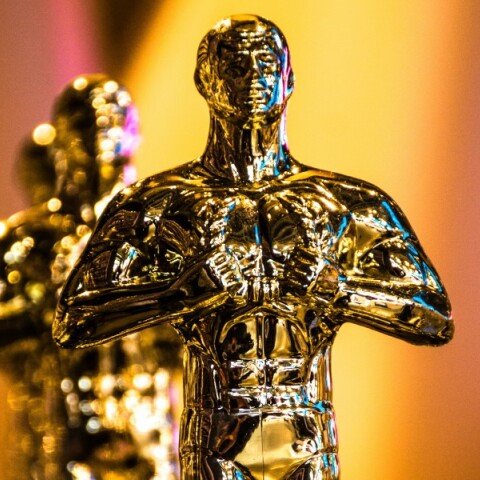 Οι pop art αφίσες για τις υποψήφιες ταινίες των Oscars 2024