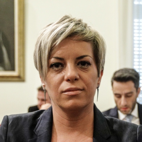 Σοφία Νικολάου: Χειροβομβίδα κοντά στο σπίτι της 