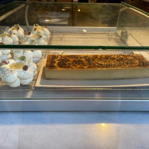 Πού θα βρεις την πιο λαχταριστή τάρτα dulce de leche της Αθήνας