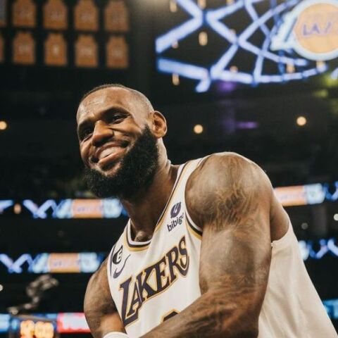 ΛεΜπρόν Τζέιμς: Παραγωγός ντοκιμαντέρ για το History Channel - Θα αφηγούνται σημαντικές στιγμές και προσωπικότητες της ιστορίας του αθλητισμού.