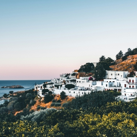 Ανοιξιάτικο σκηνικό την Παρασκευή 