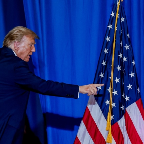 Τραμπ: 300.000 στερλίνες για την υπόθεση Στιλ 