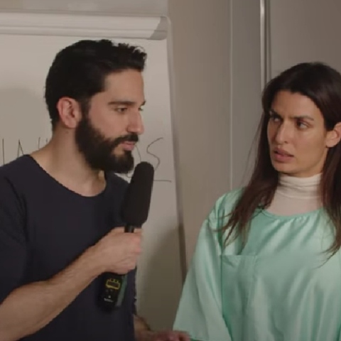 Ο Διονύσης Ατζαράκης πήρε συνέντευξη από την ... γιατρό Τόνια Σωτηροπούλου 