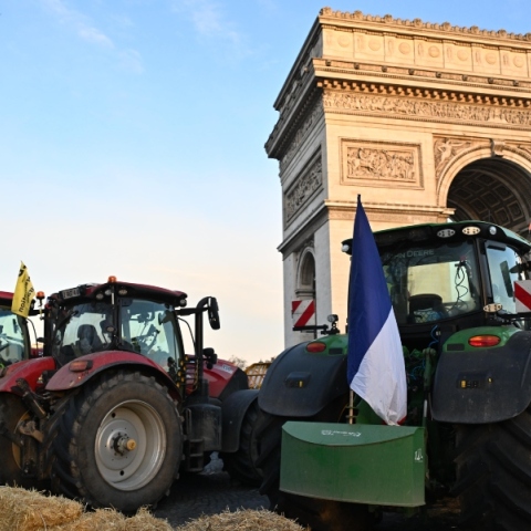Αγρότες: Η λύση στην κρίση και η πράσινη οπτική