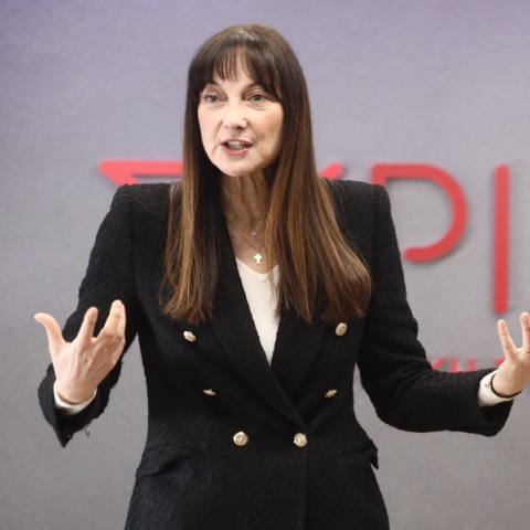 Κουντουρά: Κατεπείγουσα ερώτηση στην Κομισιόν για Τέμπη