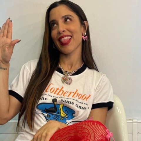 Η πρώτη ανάρτηση της Μαρίνας Σάττι για το «Zari» 