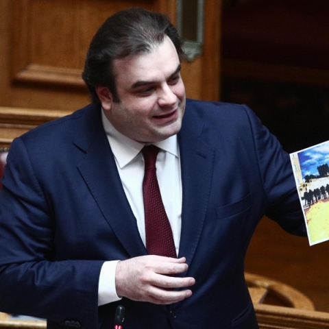 O Πιερρακάκης για τα επεισόδια