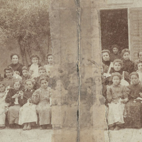 Σύλλογος εκπαιδεύσεως νεανίδων