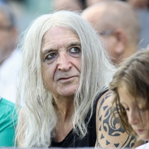 Νίκος Καρβέλας