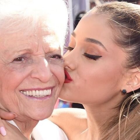 Αριάνα Γκράντε: Η γιαγιά της Αμερικανίδας ποπ σταρ, Μάρτζορι «Νόνα» Γκράντε, είναι το μεγαλύτερης ηλικίας άτομο σε chart του Spotify.