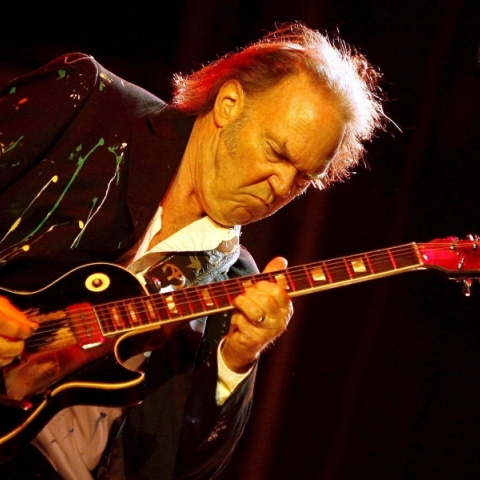 Ο Neil Young επιστρέφει στο Spotify