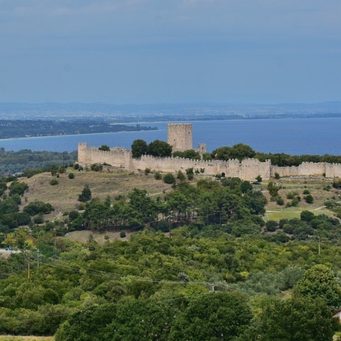 Κάστρο του Πλαταμώνα