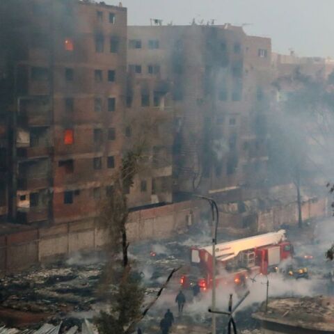 Αίγυπτος: Πυρκαγιά στο Κάιρο κατέστρεψε ένα από τα πιο παλιά κινηματογραφικά στούντιο στον αραβικό κόσμο - Ξέσπασε μετά το γύρισμα επεισοδίου σίριαλ.