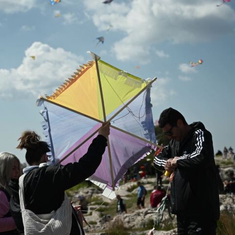 Χαρταετός έτοιμος να «στολίσει» τον αττικό ουρανό 