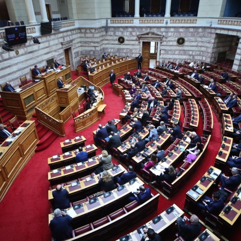 Στιγμιότυπο από τη συνεδρίαση της Ολομέλειας της Βουλής