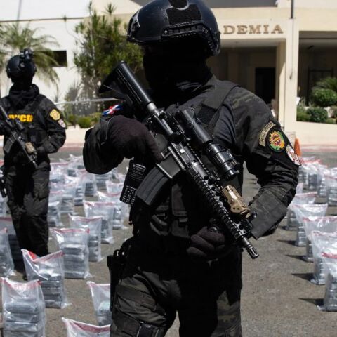 Βολιβία: Κατασχέθηκαν 7,2 τόνοι κοκαΐνης με προορισμό το Βέλγιο - Η δεύτερη μεγαλύτερη ποσότητα στην ιστορία της χώρας.