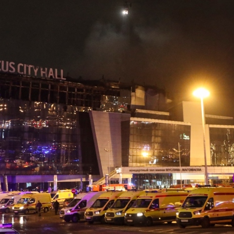 Στoυς 93 οι νεκροί της τρομοκρατικής επίθεσης στη Μόσχα