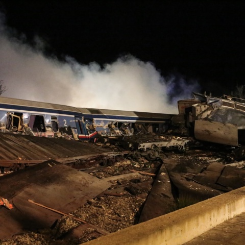 Τέμπη - Πρόταση δυσπιστίας: Κατατίθεται την Τρίτη