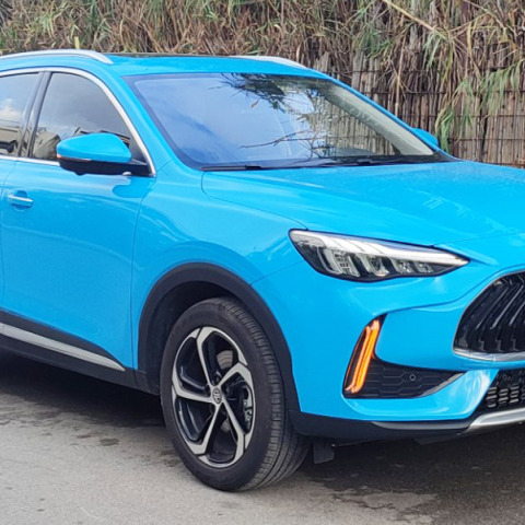 Το MG HS είναι το μεγάλο SUV που κάνει την premium πολυτέλεια πιο προσιτή στα C-SUV