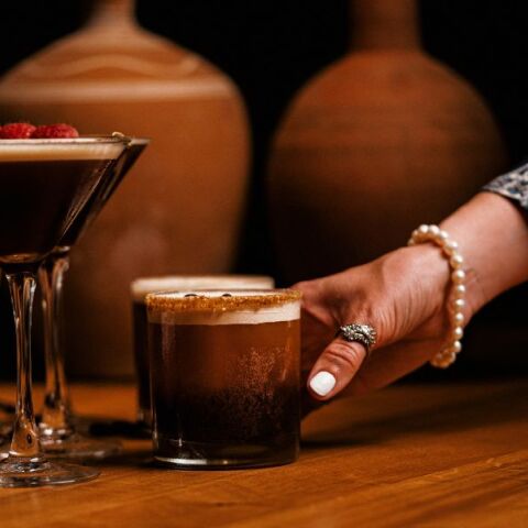 Μελέτη: Το αλκοόλ αυξάνει τον κίνδυνο καρδιακής νόσου, ιδίως στις γυναίκες - Σημαντικά περισσότερες πιθανότητες να αναπτύξουν στεφανιαία νόσο