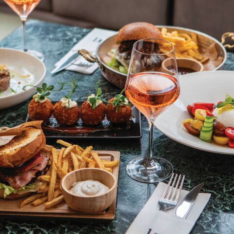 21 προορισμοί σε Χολαργό, Χαλάνδρι και Αγία Παρασκευή